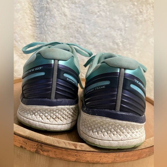 Saucony Womens Everun Hurricane ISO Running Sneakers Shoes Size 5 - Picture 4 of 10